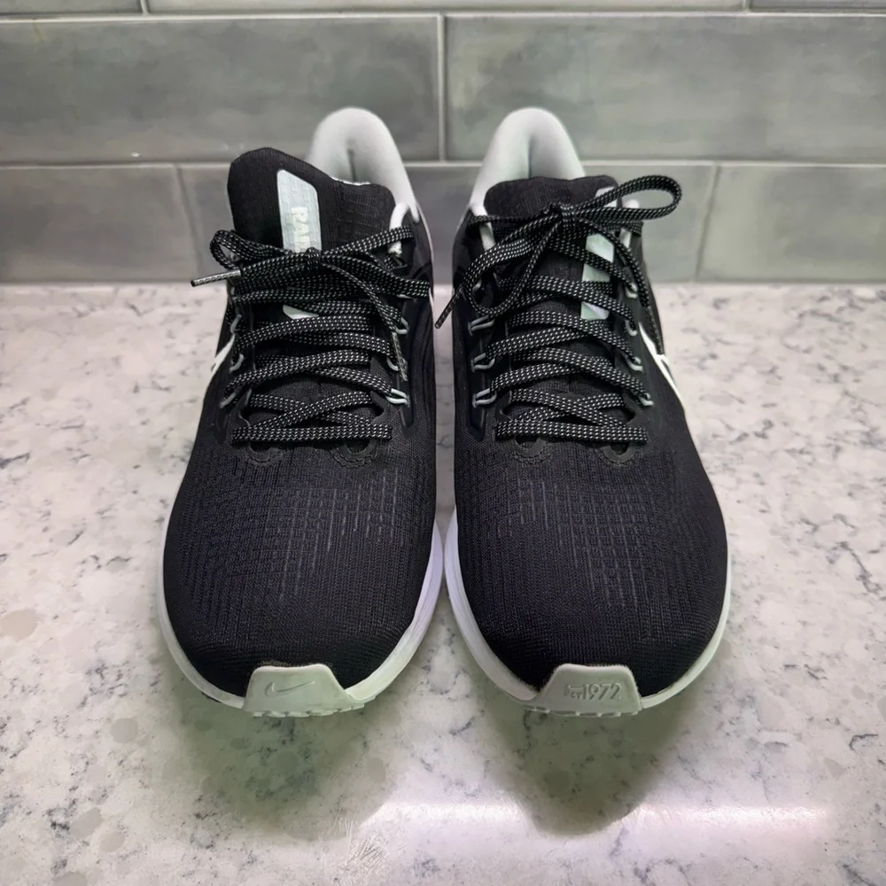 Nike NFL Las Vegas Raiders Pegasus 39 Shoes Las Vegas size 10 Black Sneakers - Picture 3 of 8